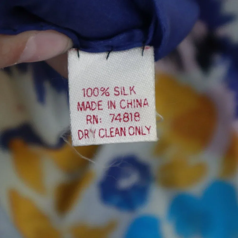 Vintage Silk Scarf Blue Bloomcore Boho Cottage Polished Colorful‎ Artsy Elegant